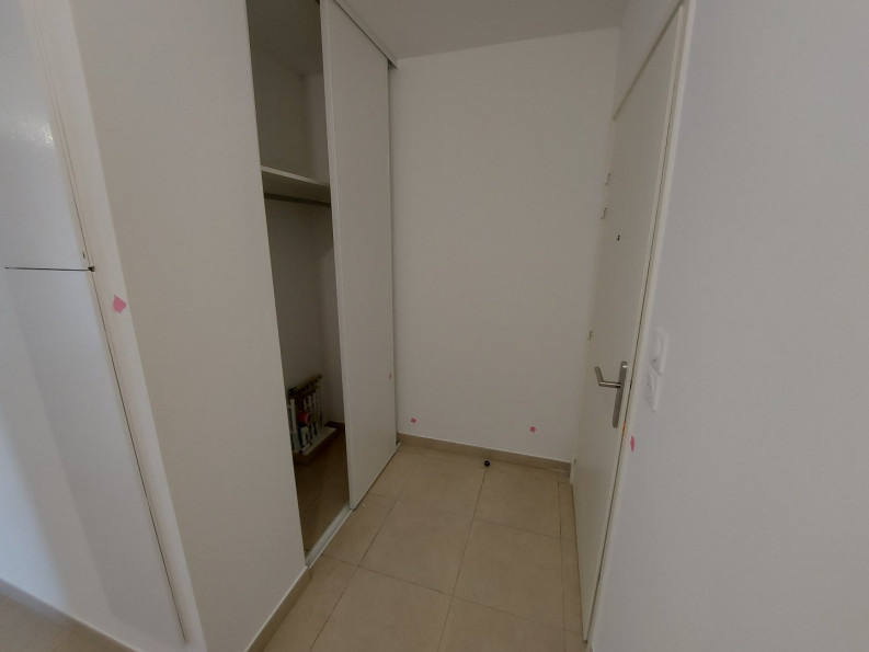 location Appartement Marseillan - Photo 9