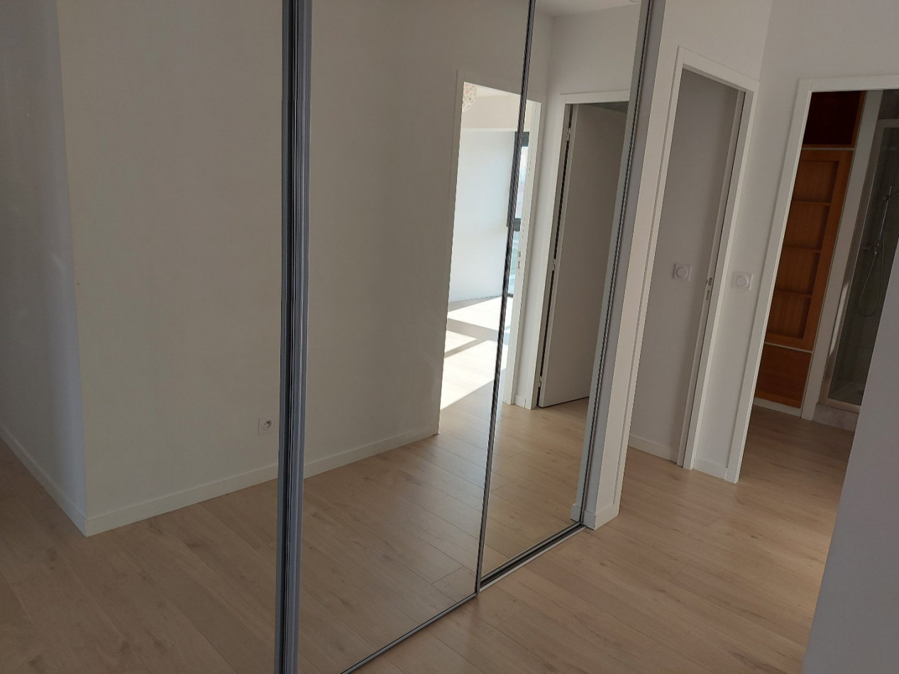 location Appartement Villeveyrac - Photo 17