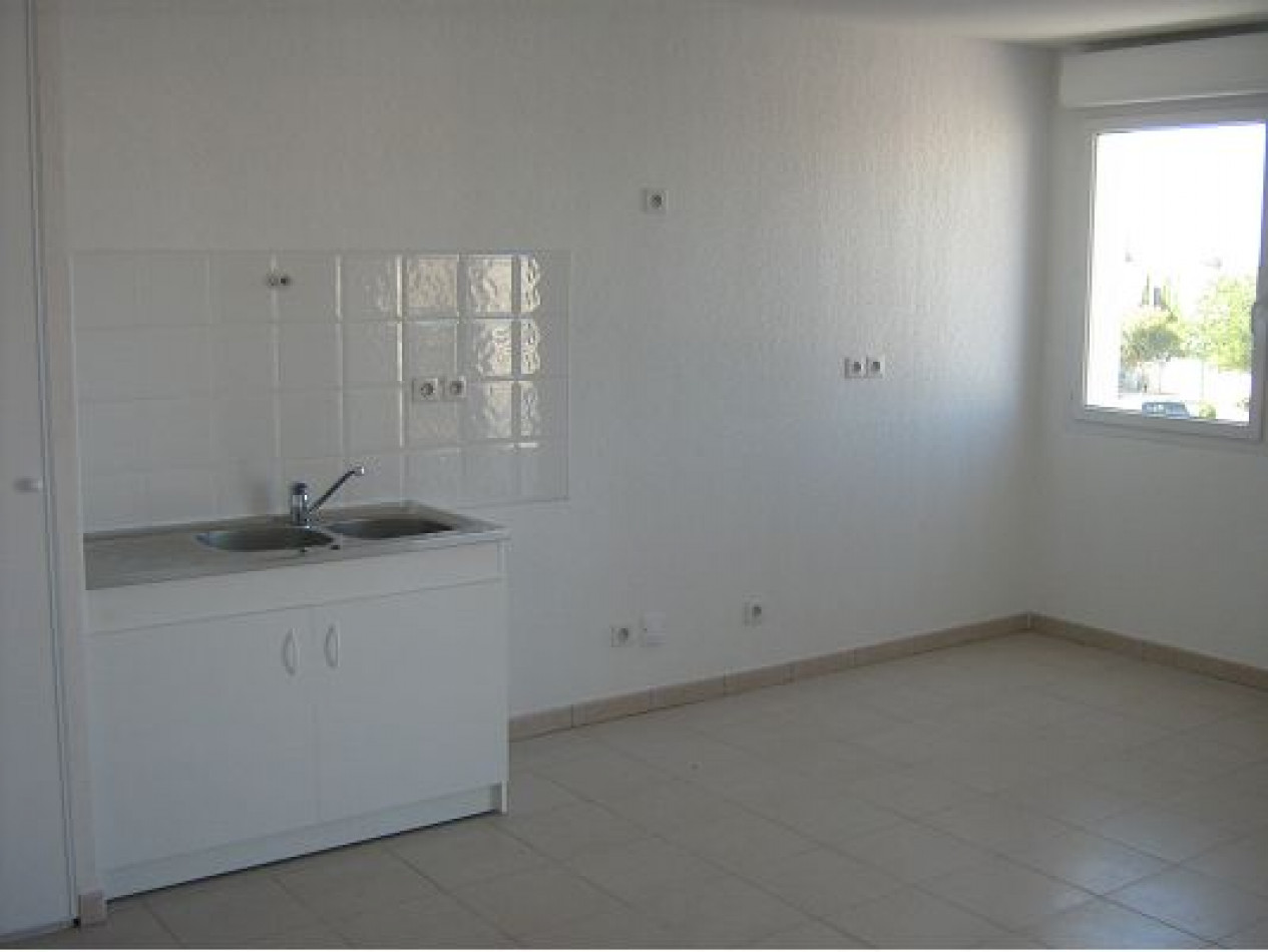 location Appartement en résidence Meze - Photo 2