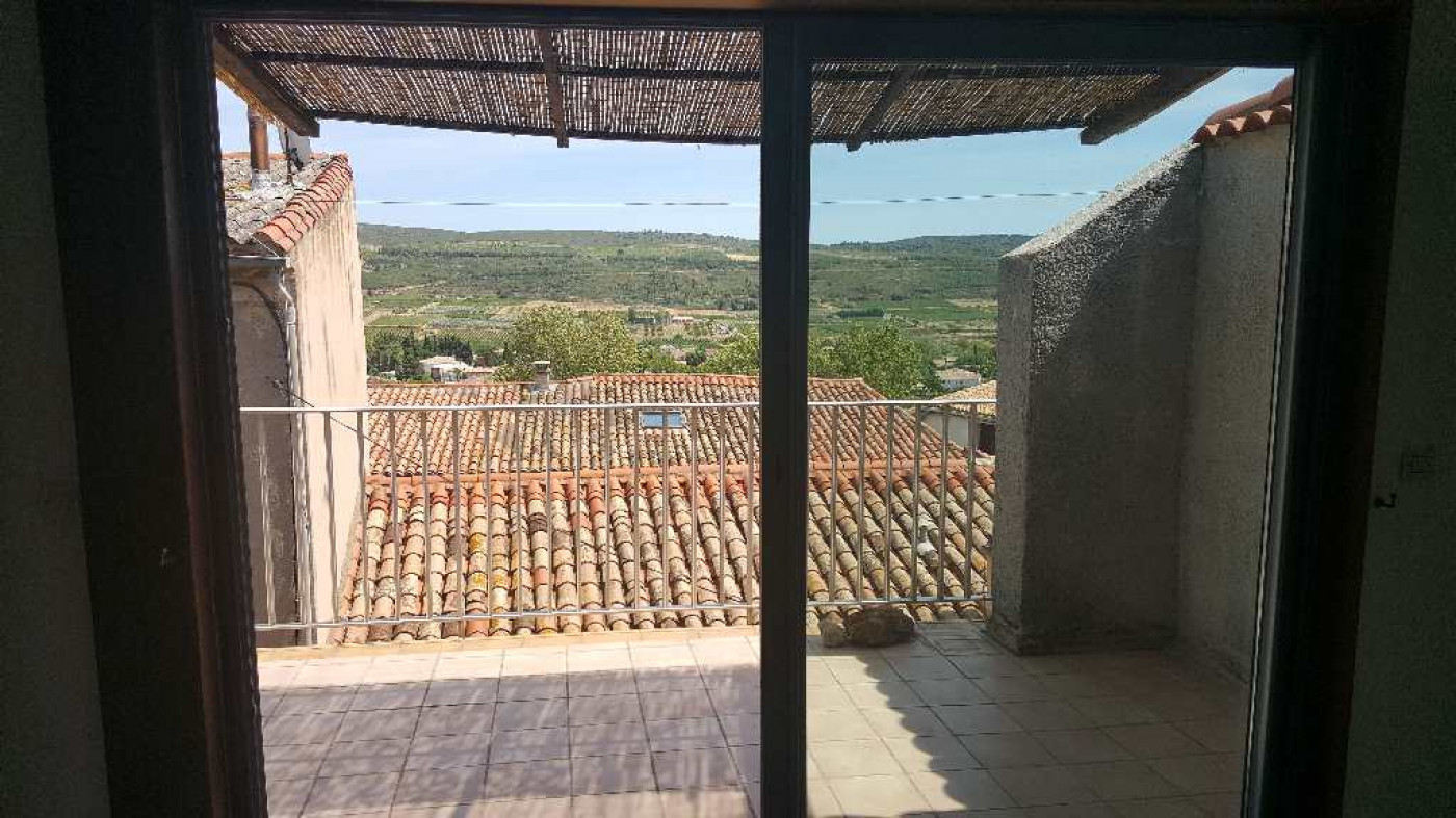 location Appartement Villeveyrac - Photo 1