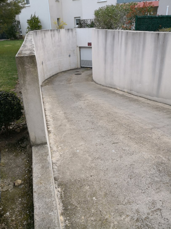 vente Garage Meze - Photo 4