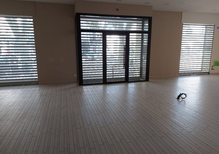 location Local commercial Montagnac