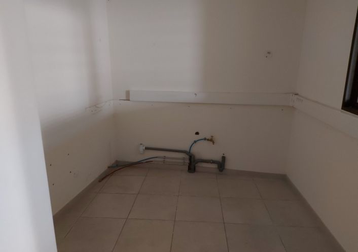 location Local commercial Montagnac