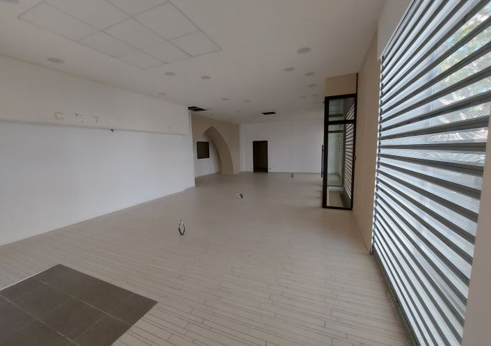 location Local commercial Montagnac