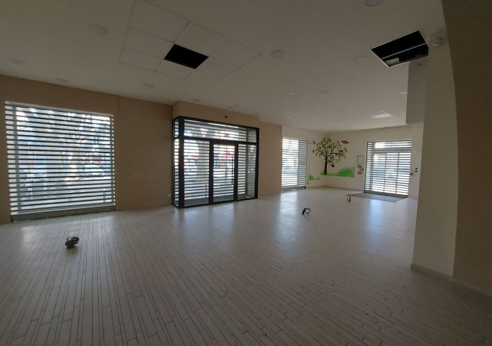 location Local commercial Montagnac