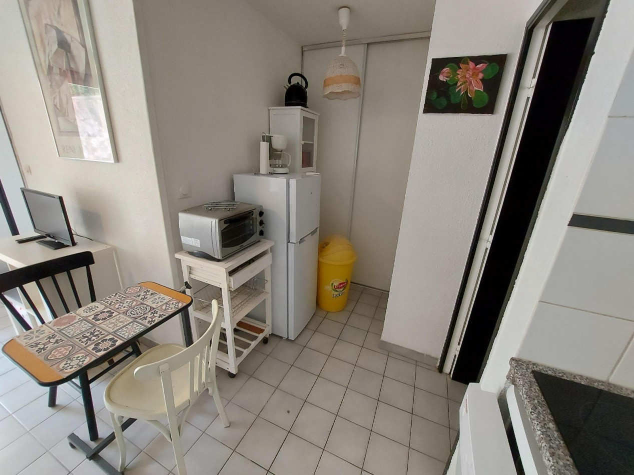 location Appartement Sete - Photo 6