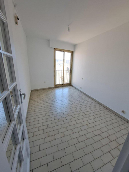 location Appartement Sete - Photo 7