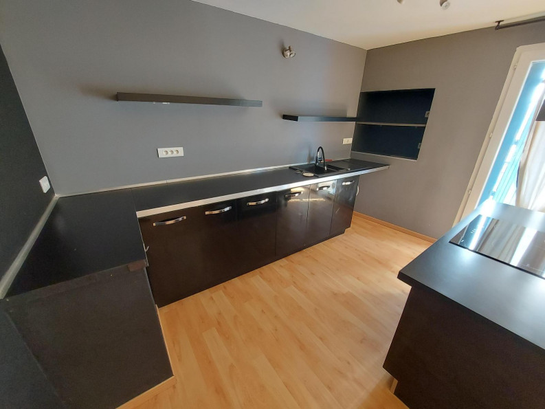 location Appartement Pinet - Photo 2