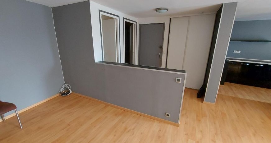 location Appartement Pinet