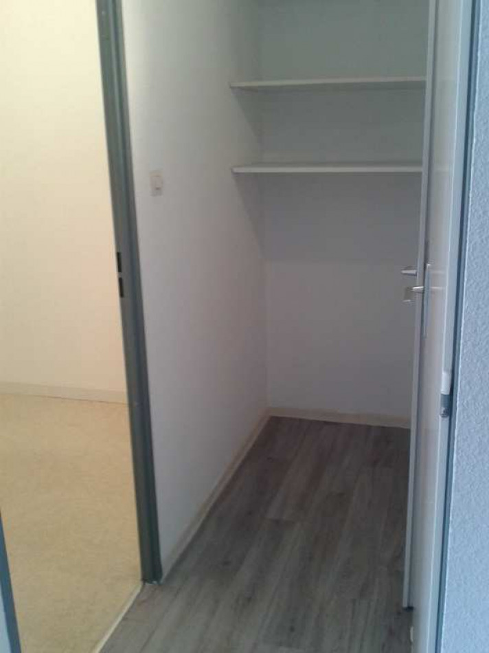 location Appartement en résidence Sete - Photo 6