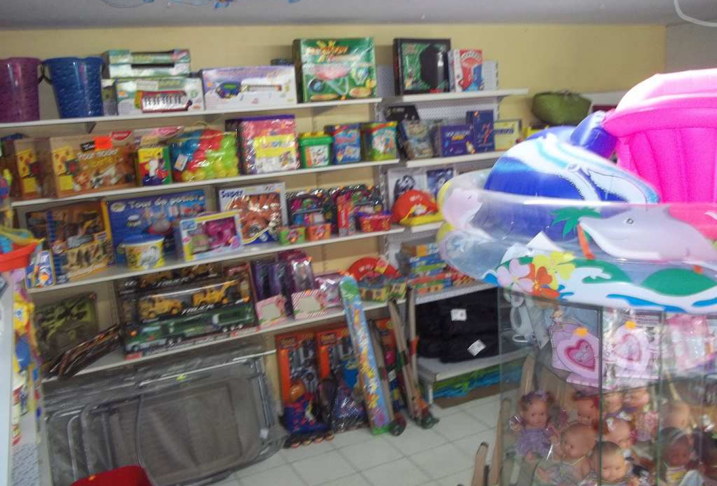 vente Bazar jouets cadeaux Le Grau D'agde - Photo 8