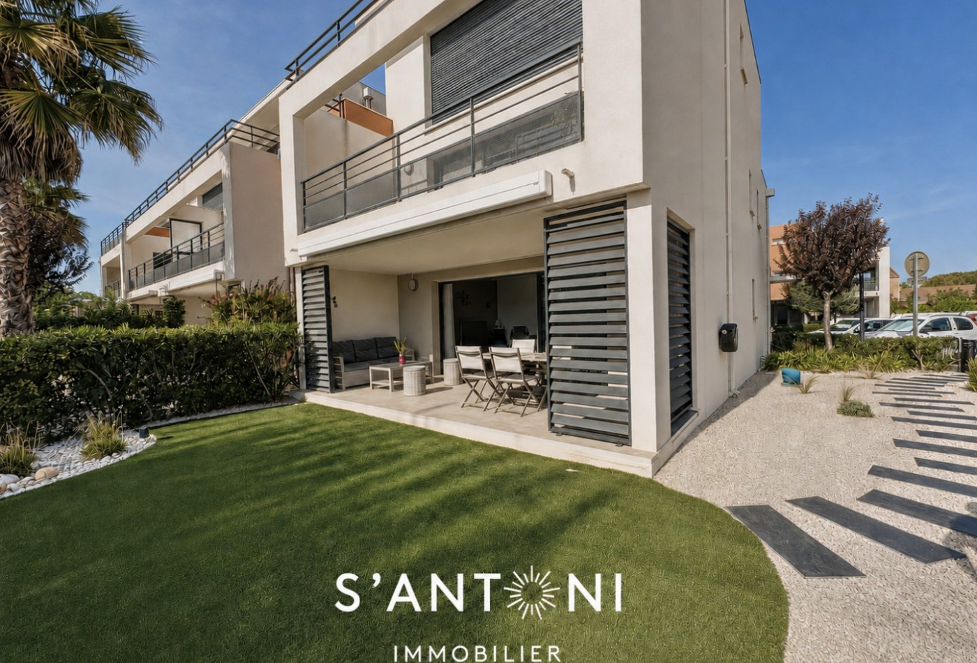 vente Appartement en rez de jardin Le Grau D'agde - Photo 1