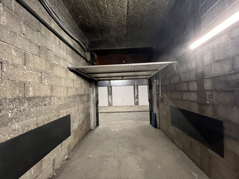 vente Garage Le Cap D'agde - Photo 4