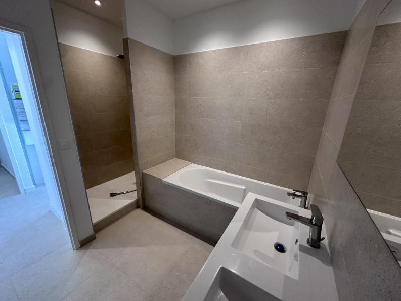 location Appartement bourgeois Montpellier - Photo 6