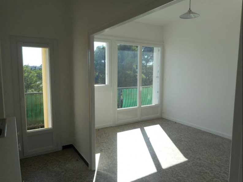 location Appartement en résidence Montpellier - Photo 3