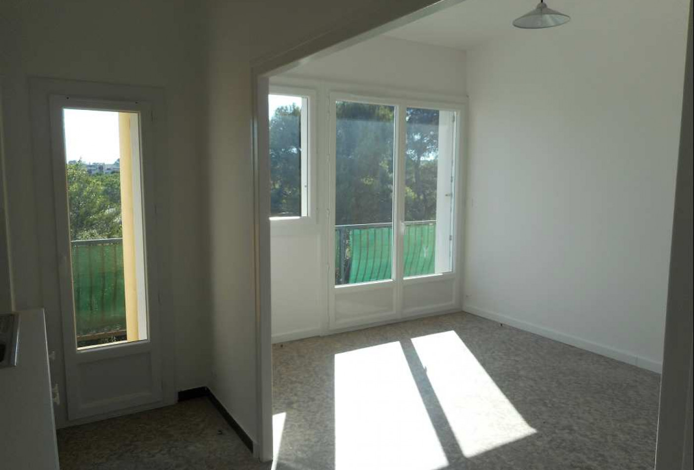 location Appartement en résidence Montpellier - Photo 3