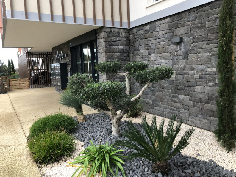 location Appartement en résidence Vias - Photo 1