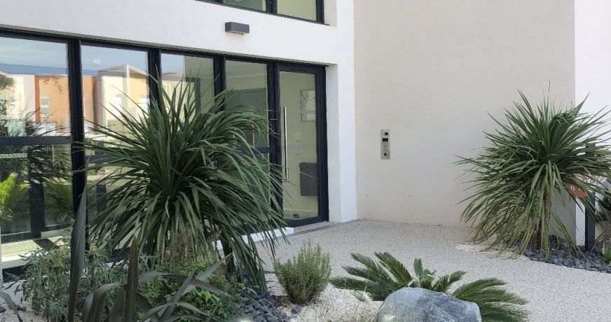 location Appartement en rez de jardin Sauvian