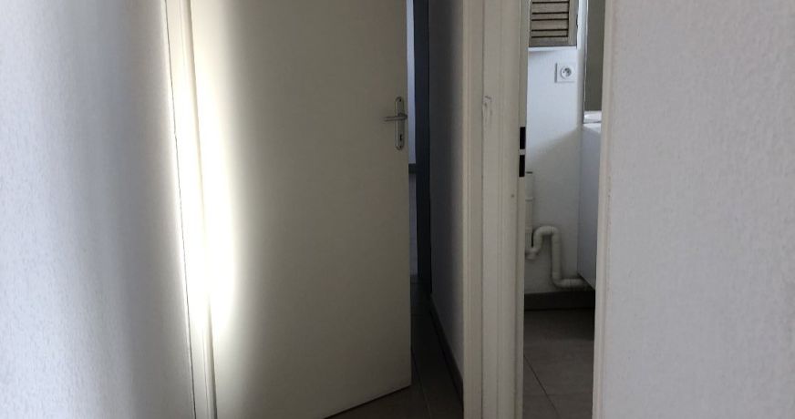 location Appartement terrasse Beziers