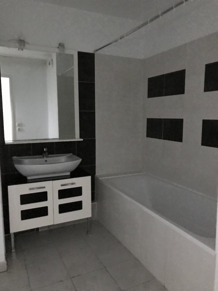 location Appartement Sete - Photo 8