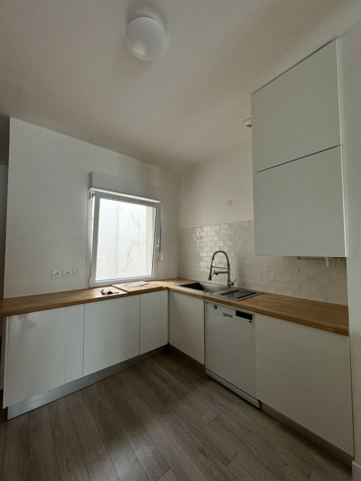 location Appartement Sete - Photo 6