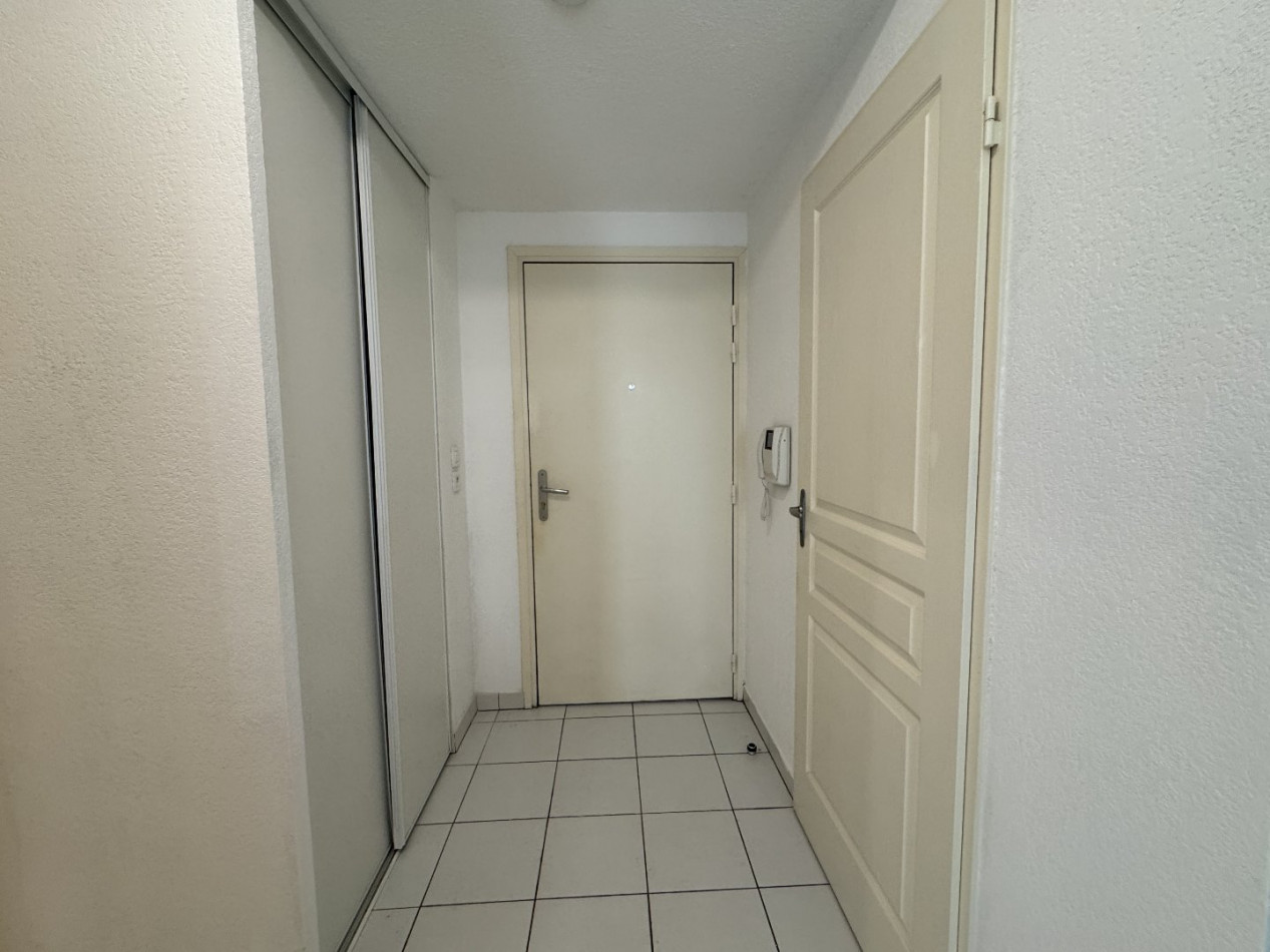 location Appartement Sete - Photo 3