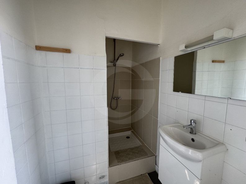 vente Immeuble de rapport Bouzigues - Photo 7