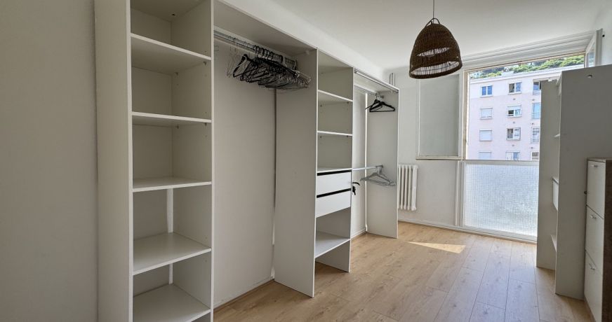 location Appartement rénové Sete