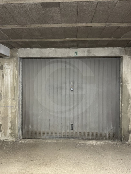 location Garage Sete - Photo 1