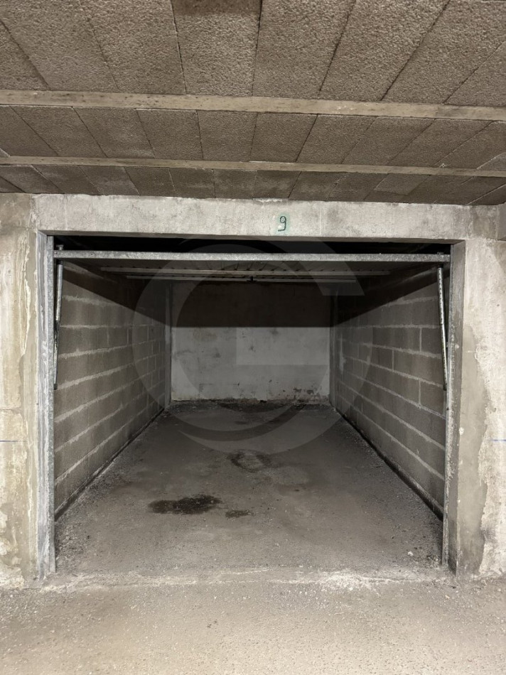 location Garage Sete - Photo 2