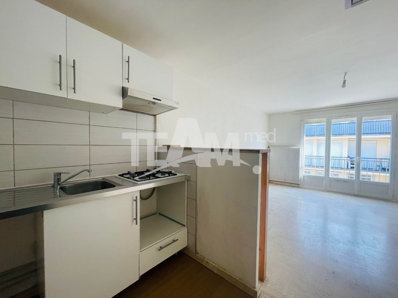 location Appartement Sete - Photo 4