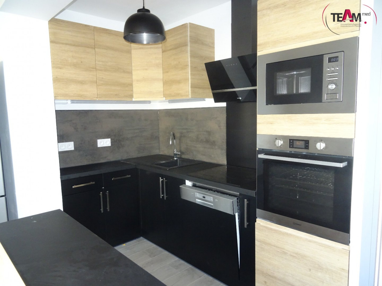 location Appartement Sete - Photo 3