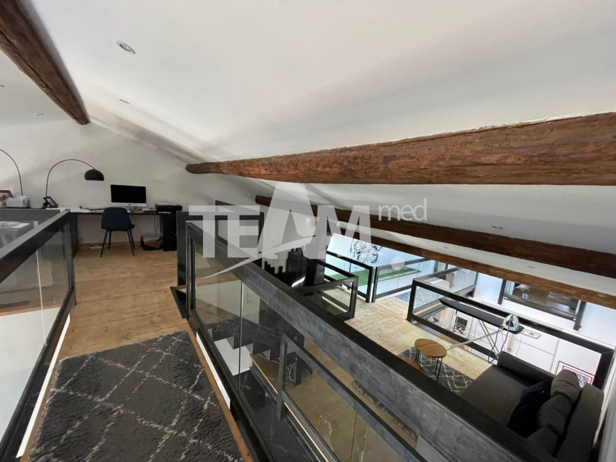 location Loft/atelier/surface Sete - Photo 9