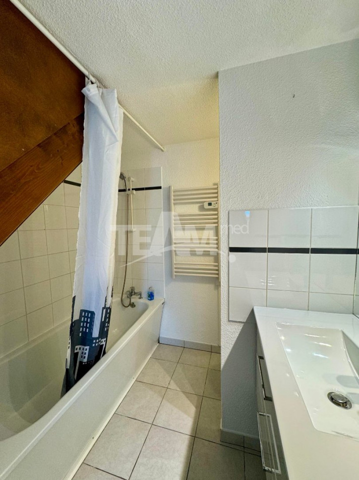 location Appartement en rez de jardin Vic La Gardiole - Photo 7