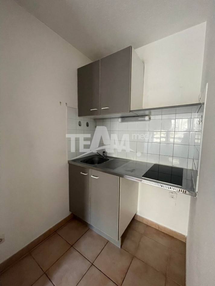 location Appartement Sete - Photo 3