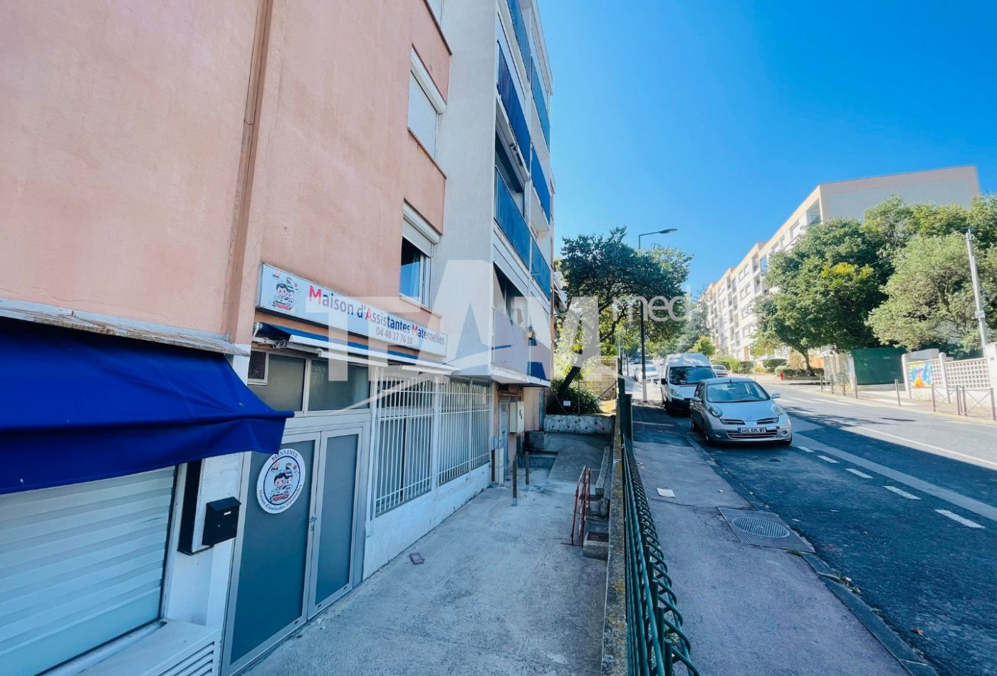 location Local commercial Sete - Photo 2