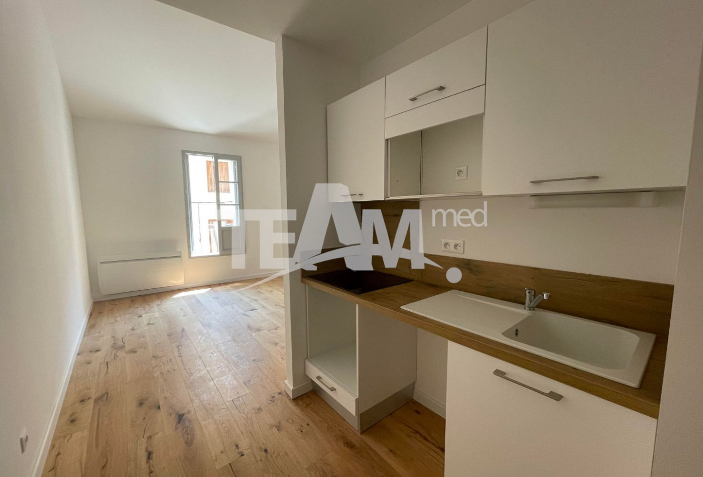 location Appartement rénové Sete - Photo 4