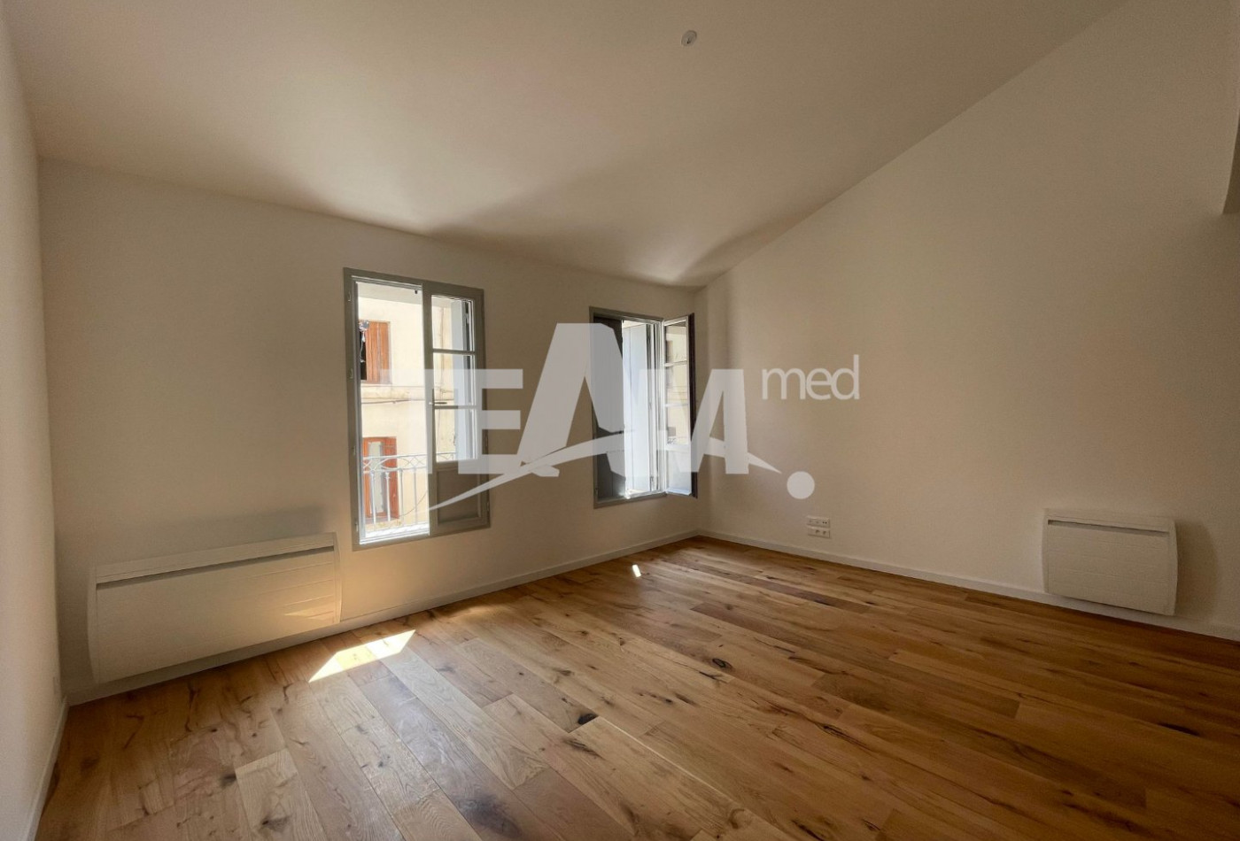 location Appartement rénové Sete - Photo 1