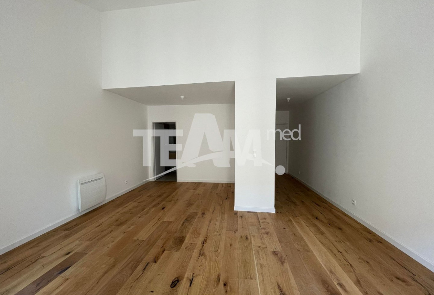 location Appartement rénové Sete - Photo 3