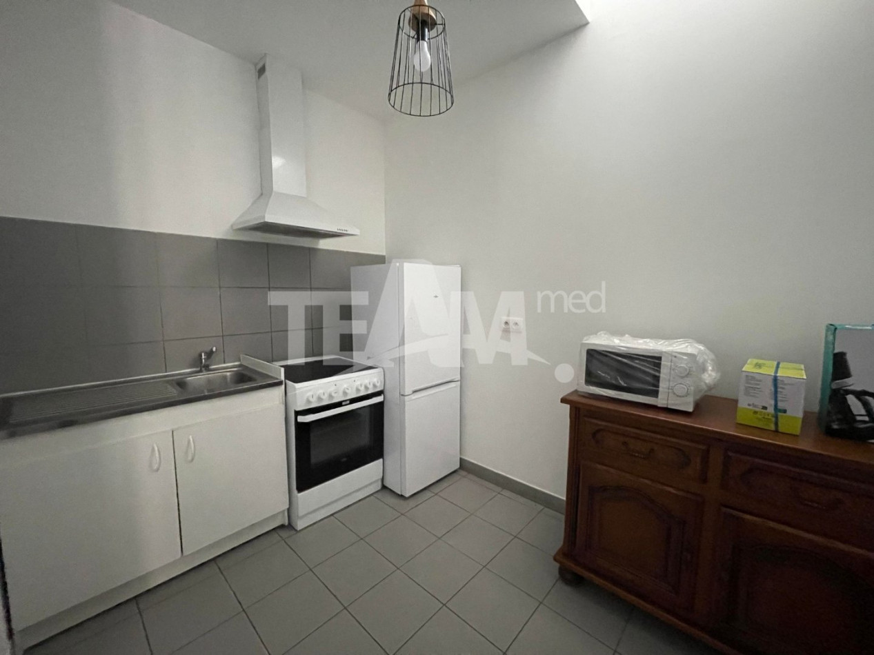 location Appartement Sete - Photo 4