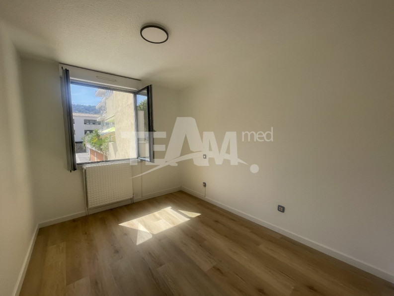 location Appartement Sete - Photo 9
