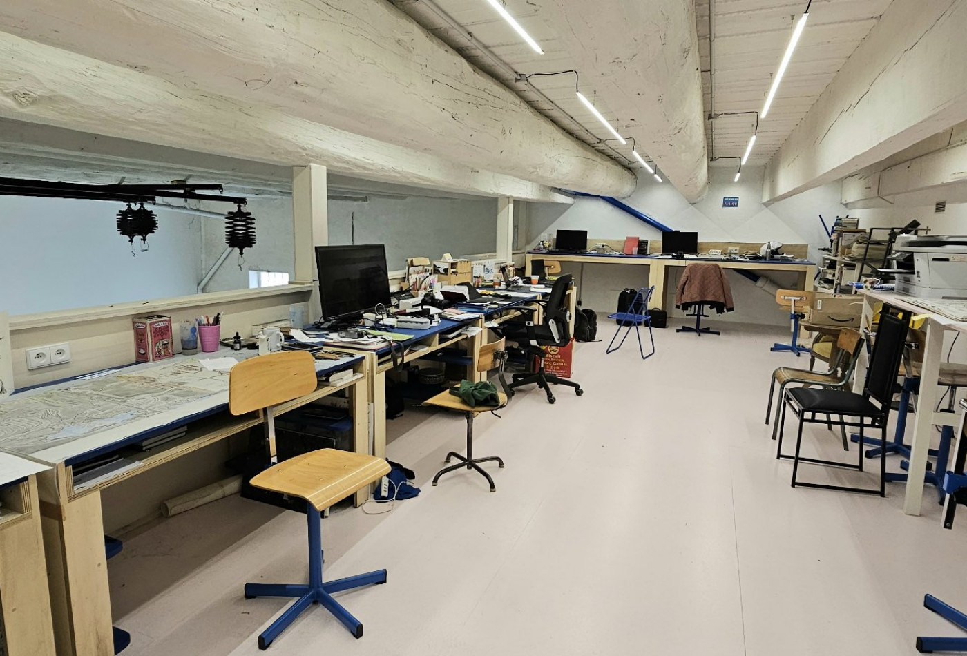 à vendre Ateliers et bureaux Sete - Photo 3