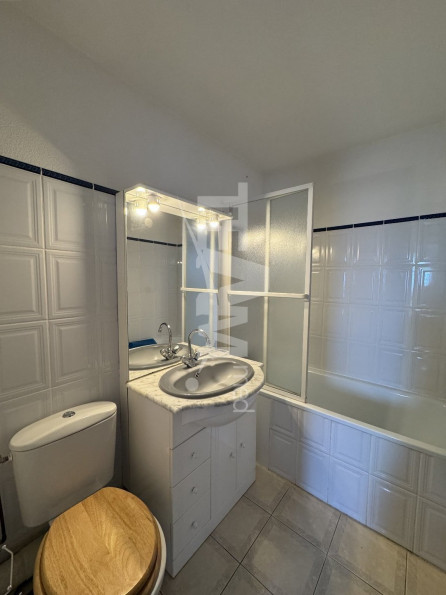 location Appartement Sete - Photo 8