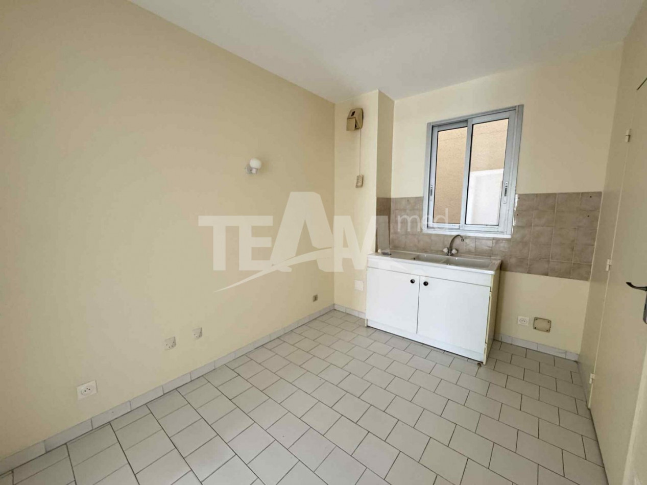 location Appartement Sete - Photo 7