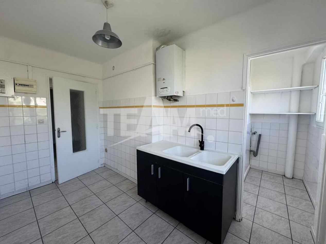 location Appartement Sete - Photo 7