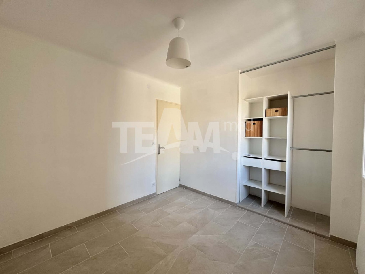 location Appartement Sete - Photo 9