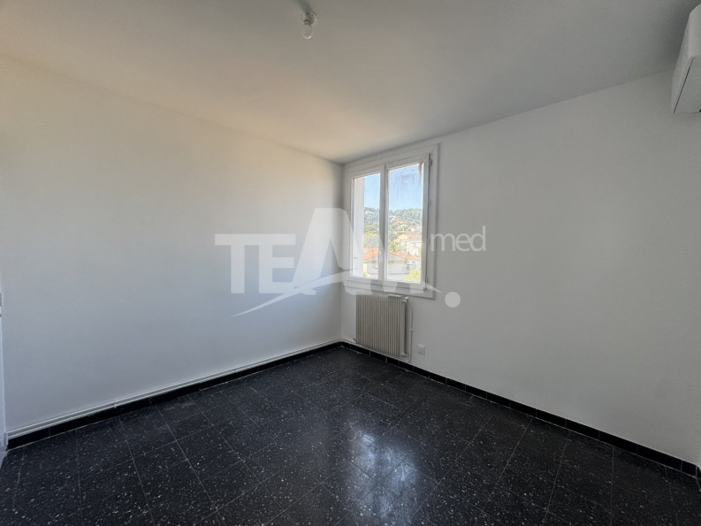 location Appartement Sete - Photo 9