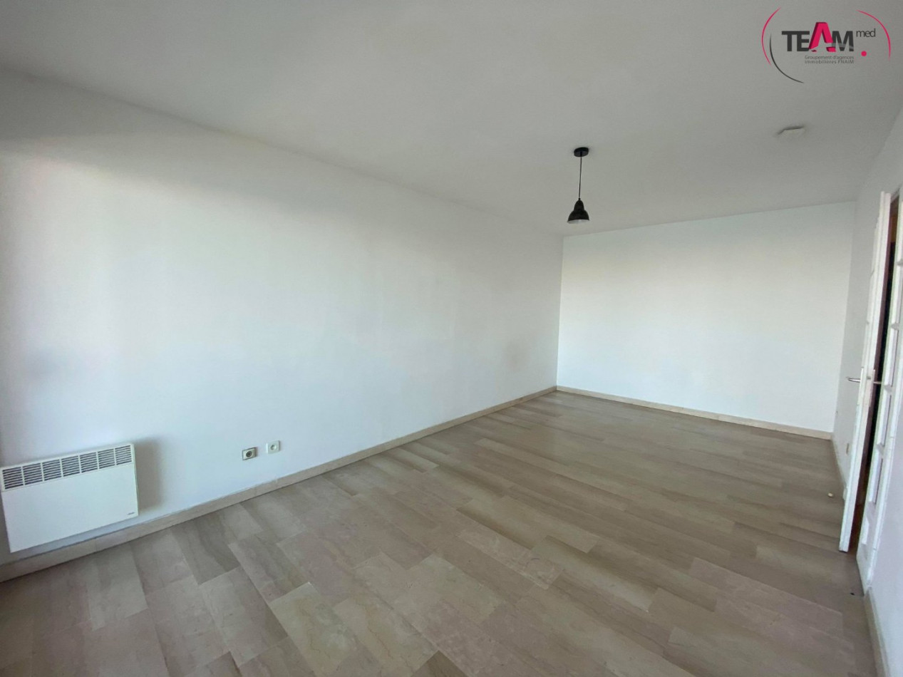 location Appartement Sete - Photo 8