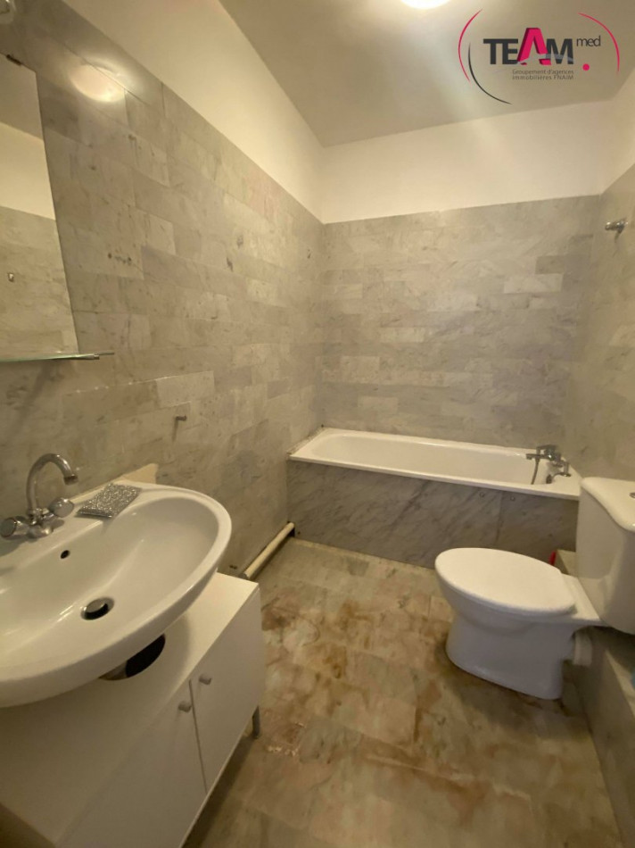 location Appartement Sete - Photo 9