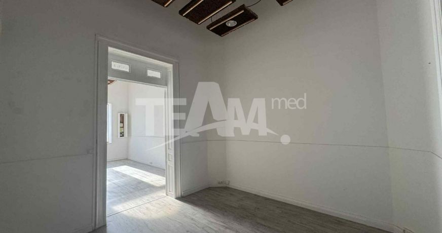 location Local commercial Sete